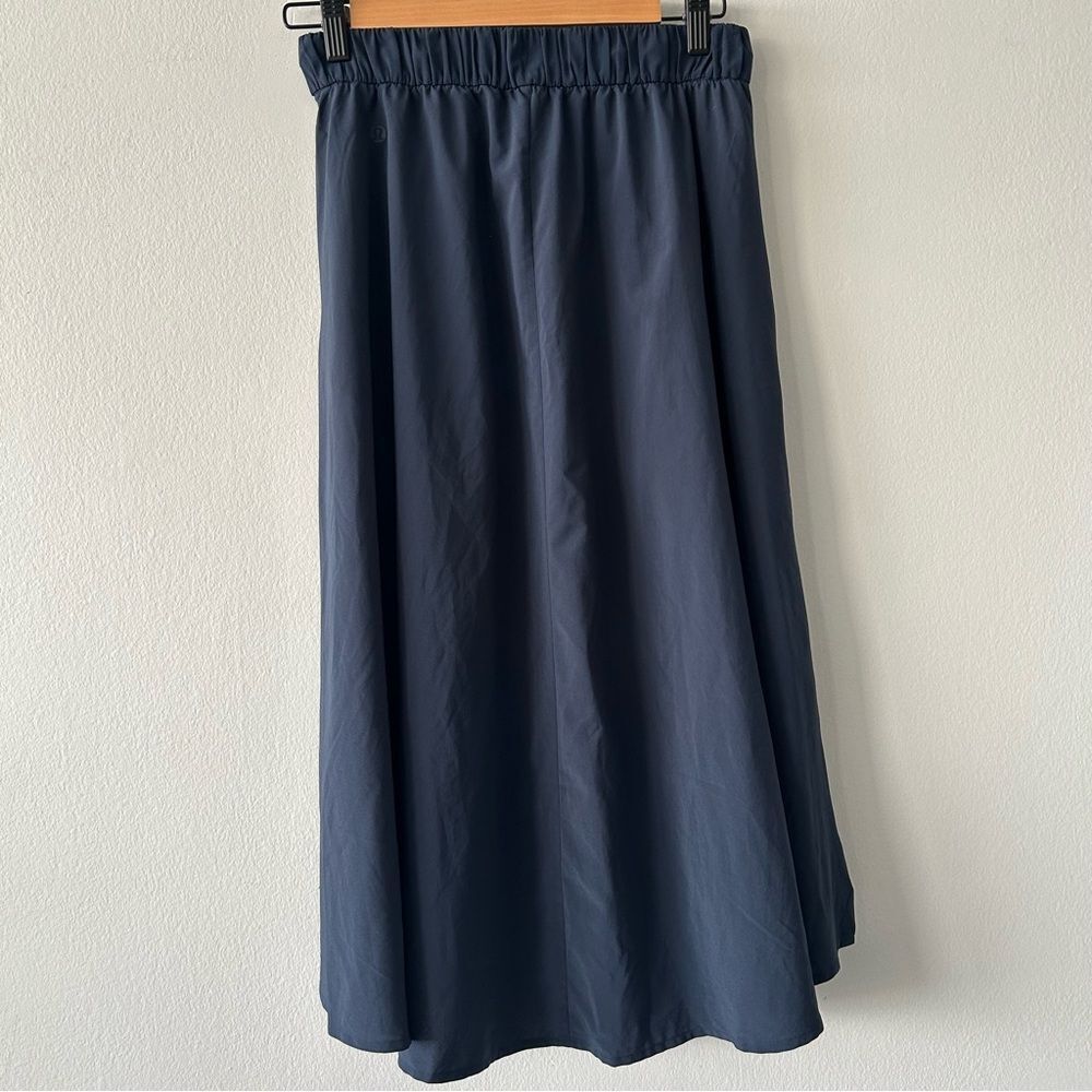 Lululemon Time to Flounce Skirt in navy blue - Picture 3 of 9